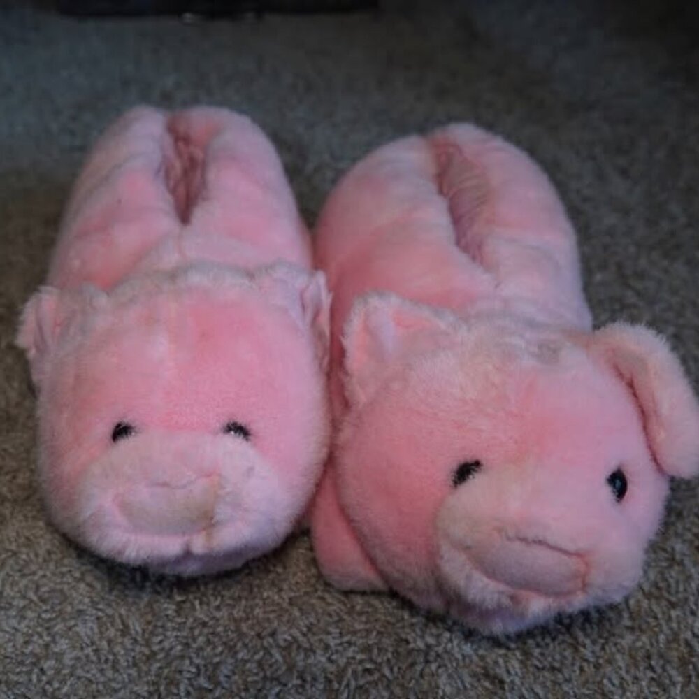 Pink Pig Plush Slippers Size 8/9